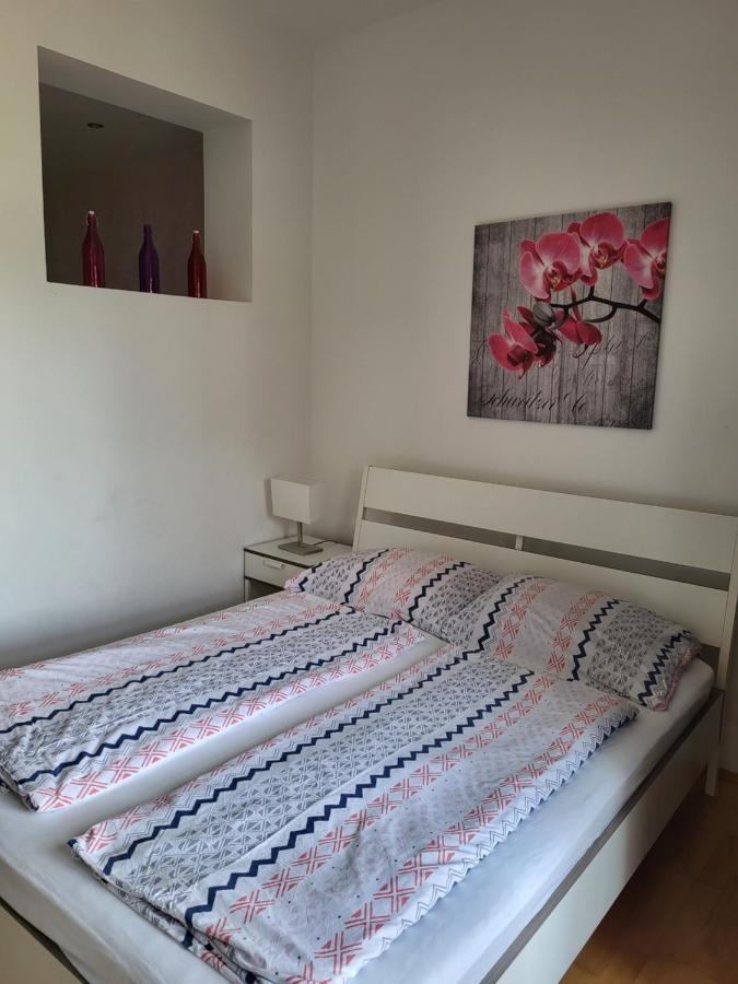 Apartmaji Tim Izola Exterior photo